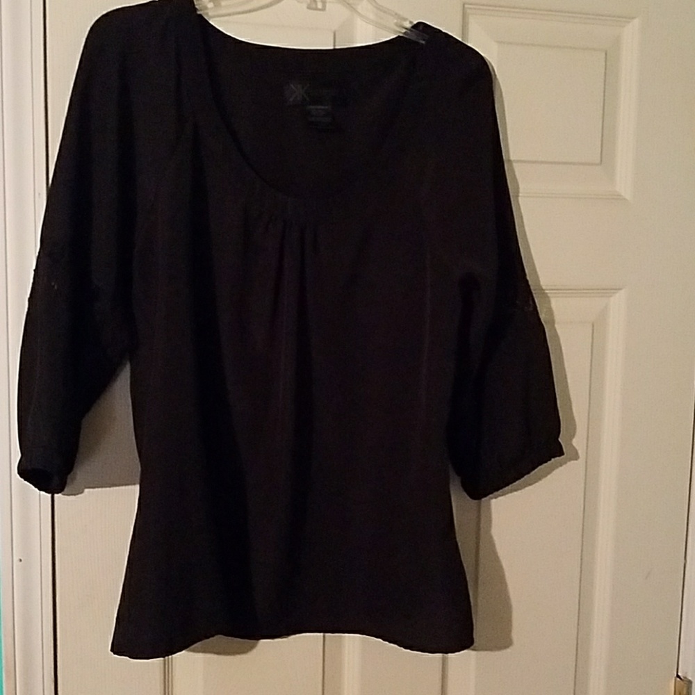 Kardashian 3/4 sleeve  dress top
